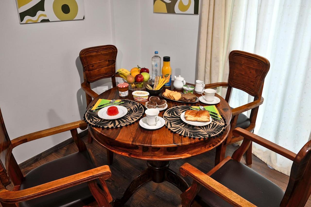 Stylish Apartment, Acropolis View Афины Экстерьер фото