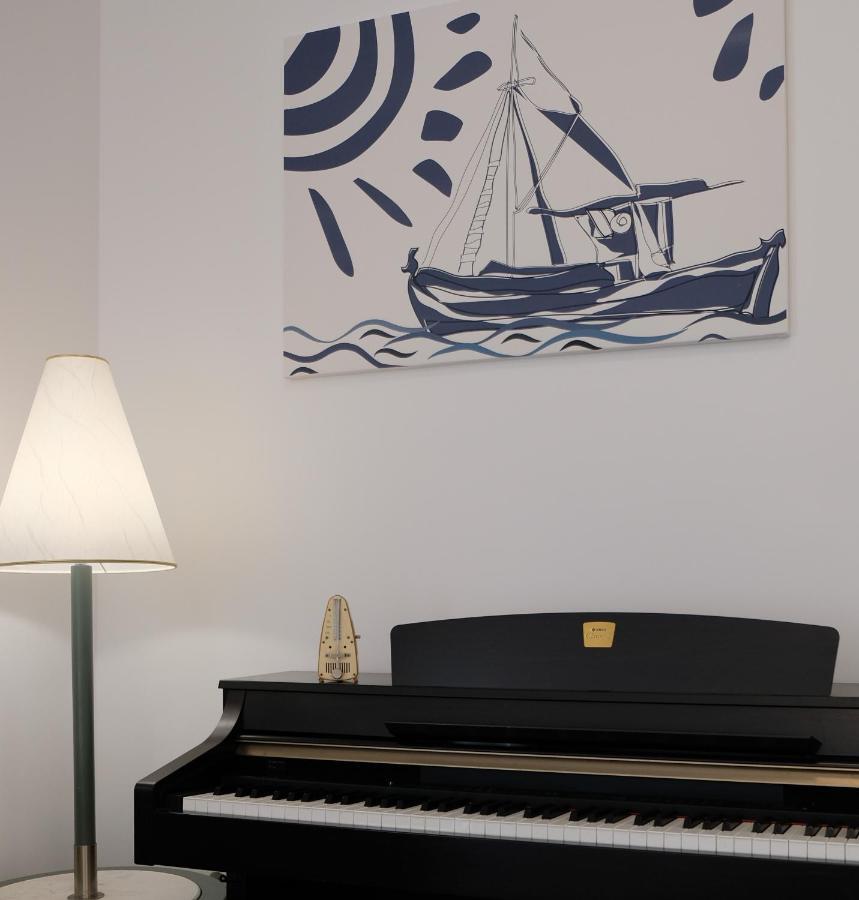 Stylish Apartment, Acropolis View Афины Экстерьер фото